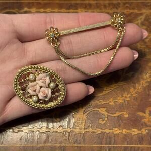 Vintage Bar dangle brooch & 1928 ceramic flower brooch